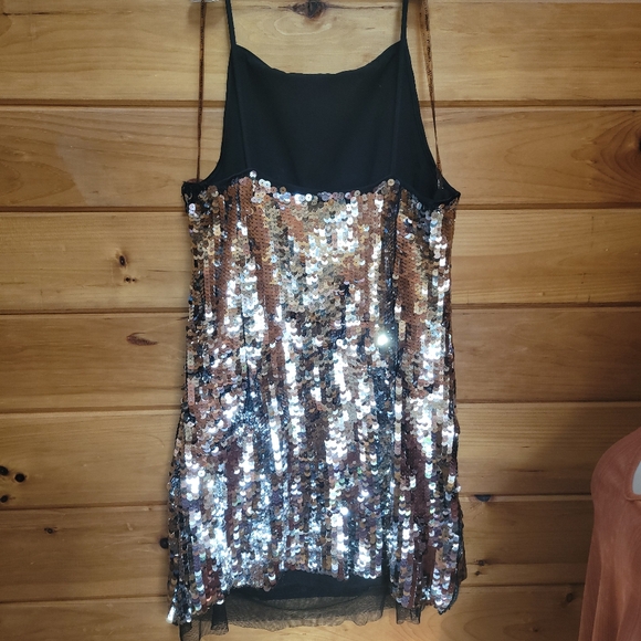 SimonMiller Silver Sequin Cocktail Dress Size 10 Preloved - Picture 8 of 9